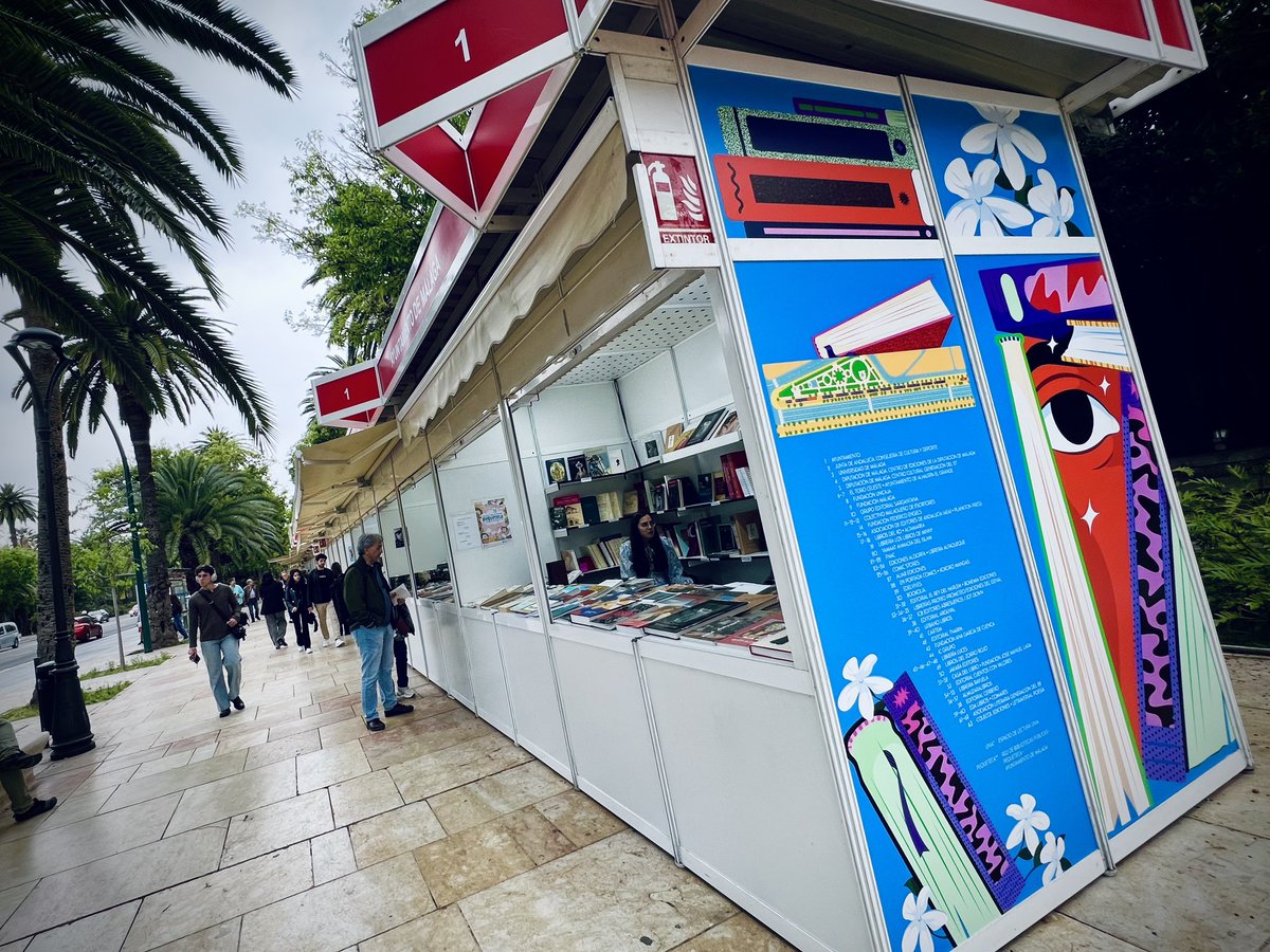 📚 Mañana domingo concluye la 54ª <a href="/FLMalaga/">Feria del Libro de Málaga</a> en el Paseo del Parque. Los visitantes pueden recorrer sus 65 stands y encontrar todas las novedades editoriales, libros especializados y numerosas ediciones especiales 👉ferialibromalaga.com