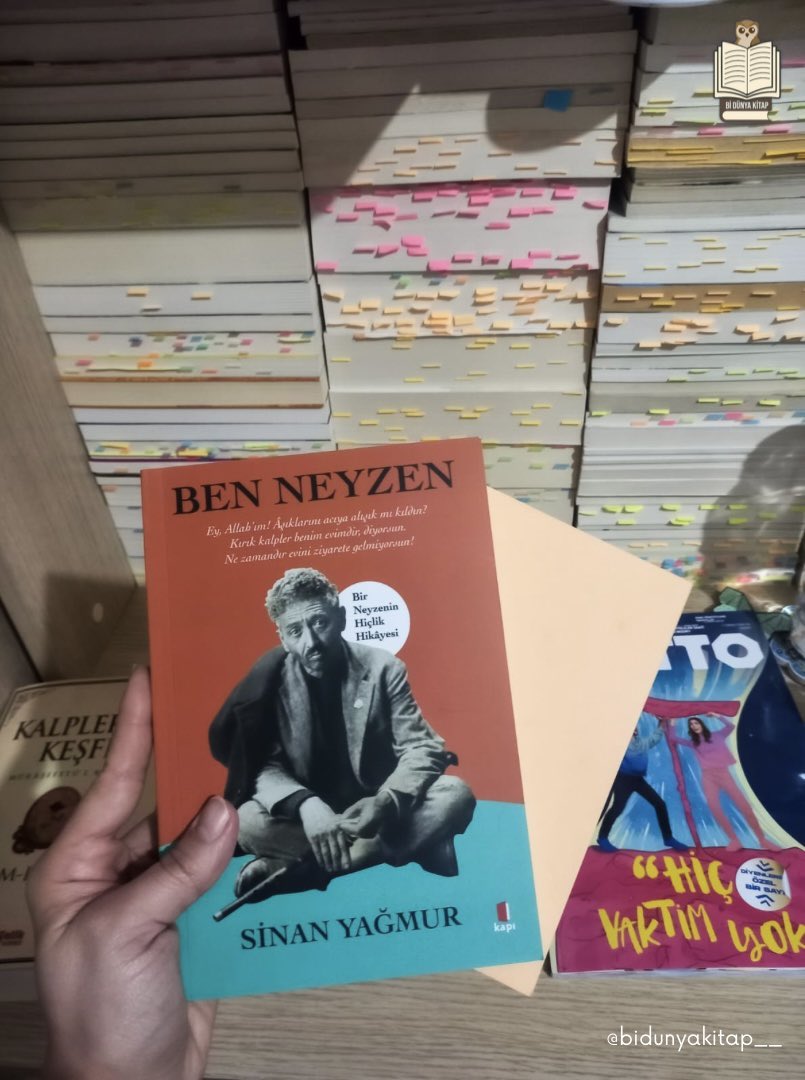"Kişi, geliştirdiği konfor alanının kölesi olur. Haz ve zaafları azaldığı ölçüde özgürdür insan."
Sizden Gelenler 📸 
<a href="/Nurselin80/">Nurselin80</a>
-Esra Kırkbir Karakurt
-Güler Avşar
<a href="/Mansup21/">Mansup</a>

#sinanyagmur #benneyzen #kitap #edebiyat #bidunyakitapgrubu 
<a href="/bidunyakitap__/">Bi Dünya Kitap Grubu</a>