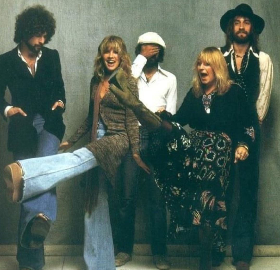 What’s your fav Fleetwood Mac Song?