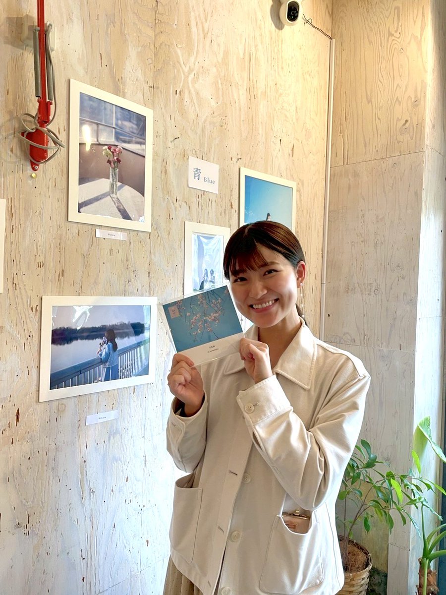 dream_asm's tweet photo. 大好きな友人の写真展へ🌸
はるか、本当におめでとう☺️♡

素敵なカフェ空間に、彼女の作品が見事にマッチ。とても癒され、幸せのひと時。

私の写真も展示して頂いています🩵

5/24まで、聖蹟桜ヶ丘にて✨
詳細はリプ欄ご覧ください☺️
美味しいおむすび食べられるよ♡
ランチやカフェと共に是非☺️🍙🩷 https://t.co/aYyQTH2kvq