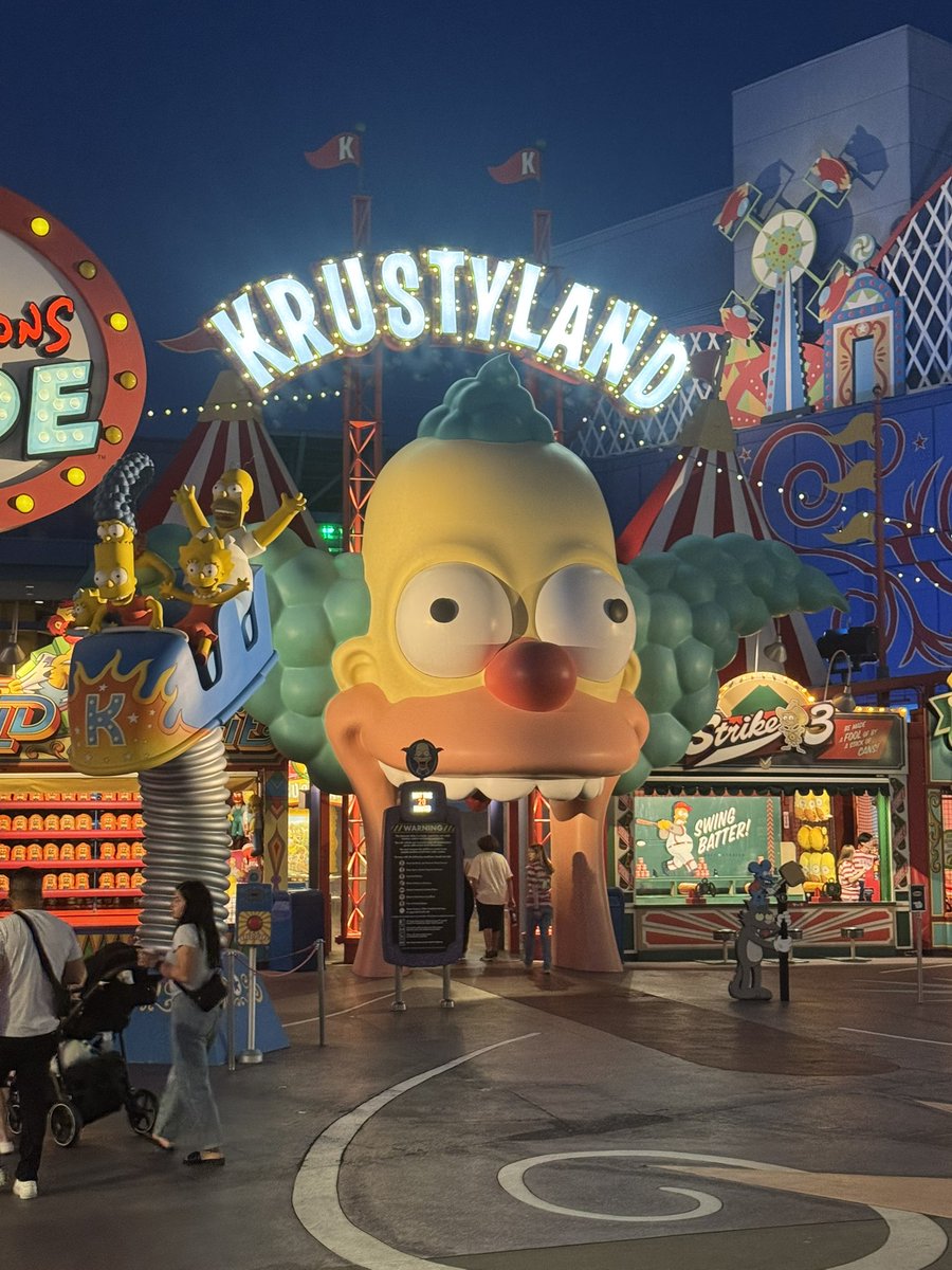 Teammates's tweet image. Universal Studios Fanfest (2025)