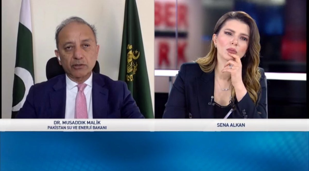 senaalkan's tweet image. Pakistan - #Hindistan savaşın eşiğinde
Pakistan Su ve Enerji Bakanı Dr.Musaddık Malik ile özel röportajda konuştuk
📌2 ülke #nükleer savaşa gider mi?
📌Hindistan #Pakistan’ın suyunu mu kesti?
📌Askeri üstünlük kimde?
📌TCG Büyükada Karaçi limanında mı?
13:00’da @HaberturkTV’de