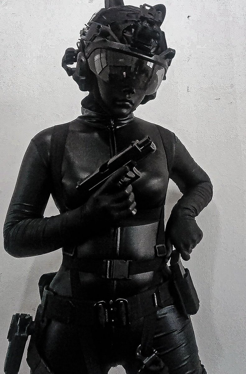 wavevy_DK's tweet photo. Reloading.......(⁠｡⁠•̀⁠ᴗ⁠-⁠)🔥
#bodysuits  #tacticalcosplay #airsoft https://t.co/mvWMxkYeqJ