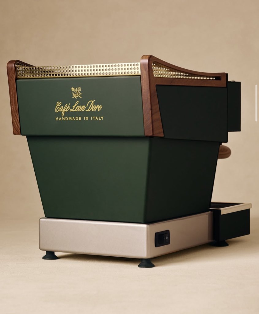 StreetFashion01's tweet photo. Aimè Leon Dore Coffee Machine (2025) https://t.co/LxpJD2klQO