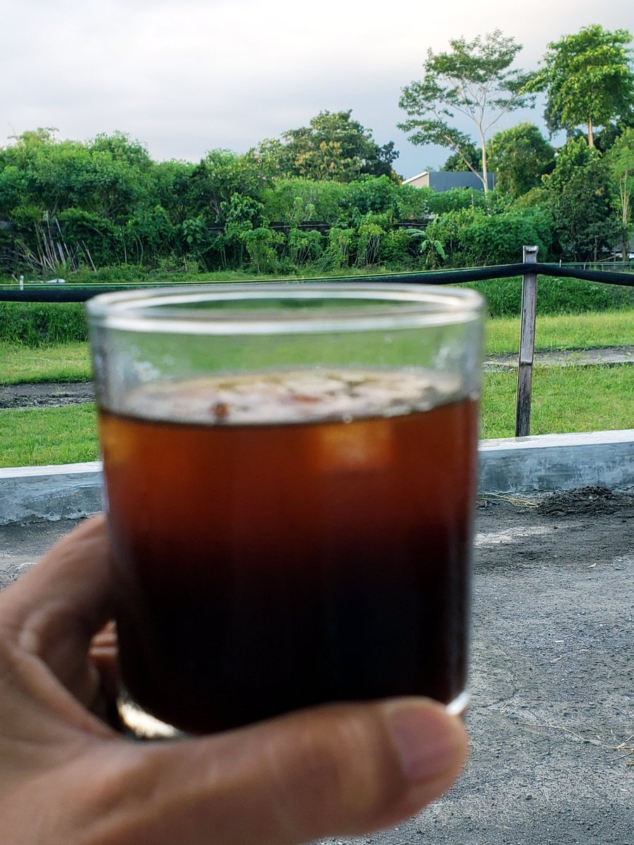 Sabtu soreku 
<a href="/honeyvha_/">Hani 하니파 🌷</a> mana nih 😊