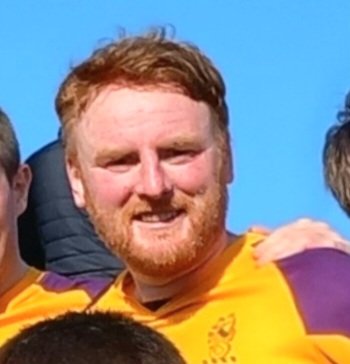 Ireland 40s play Scotland today at 1.30pm, and there will be a Fox in the Box on pitch 1 in Garryduff......good luck to Stu and to Andy in goals.