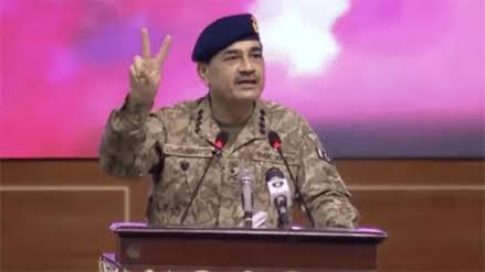 آپریشن کا نام قرآن سے، 
وقت کا تعین حدیث سے، شروع بسم اللہ سے،
سپہ سالار حافظ قران،

#اپریشن_بنیان_مرصوص