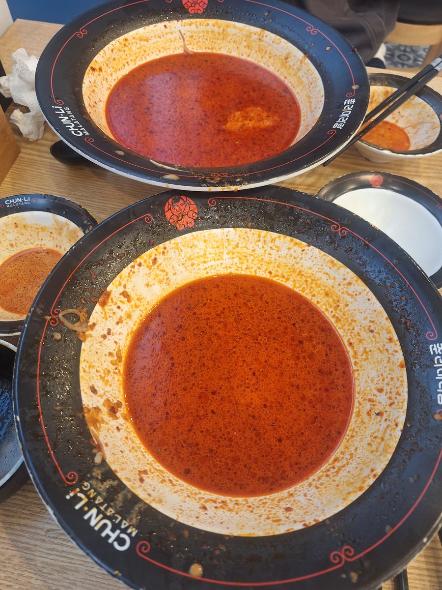 yuho0705's tweet photo. 아.....맛있다(4단계를 먹으며) https://t.co/Dd66Z2EKF7