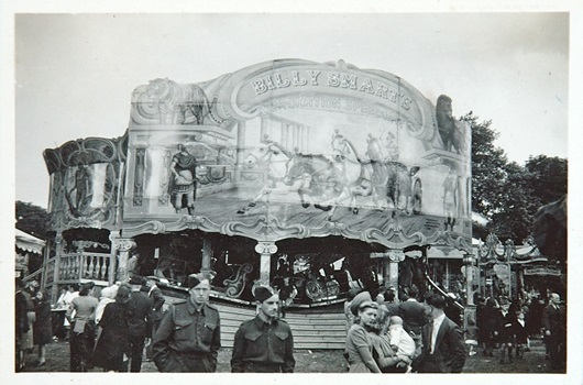 Discover how wartime changed British fairgrounds, from coconut shortages to bombed-out sites, through the eyes of fairground enthusiast Philip Bradley from Ewell: orlo.uk/7TdVE #VE80 #SurreyDay