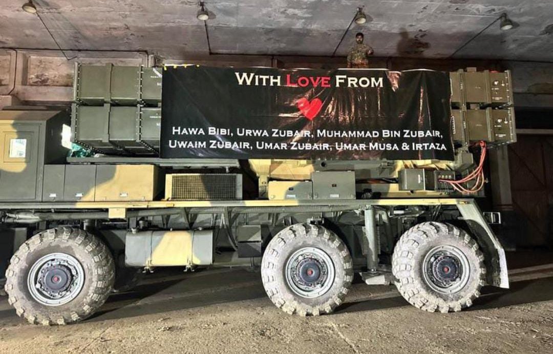 Wins hearts ...❣️
Pakistan writes names of innocent children killed by India on its weapons before firing it on India
#BunyanUlMarsoos
#IndiaPakistanWar 
#PakistanZindabad