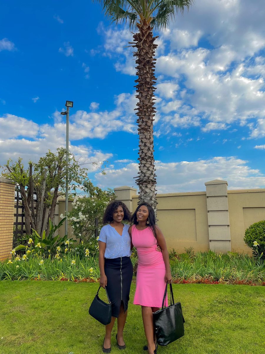 Heart_Of_Mother's tweet photo. Love you, Mom! Thanks for being my rock, guiding light and biggest supporter. You're amazing! #FlyMama #SuprisinglyGood https://t.co/Ng0dHnx0eo