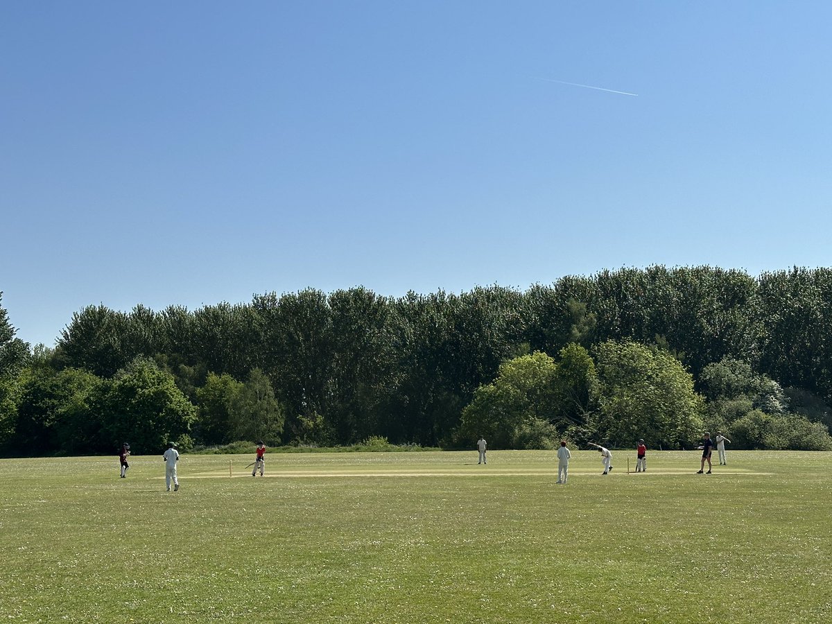 It’s a glorious morning for the year 7 house cricket teams to start the #housecricket tournament. The year 8s, 9s and 10s will start this coming week on their games day. #HabsAdamsCricket
