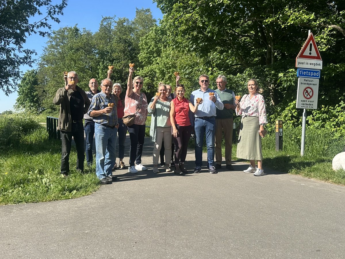 Als klimaatdrammer maak je een ‘bosplan’ maar dat doe je bij de boer in zijn weide of in de paardenbak. ‘Vrijwillig’ met een zak geld of onteigenen. Althans dat zijn de grote woorden. BBB ZEGT NEE Schandalig!! <a href="/gem_BR/">Bodegraven-Reeuwijk</a> <a href="/BBBZuidHolland/">BBB Zuid-Holland</a>