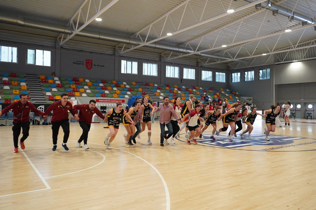 La imagen muestra A LA PERFECCIÓN lo que estamos viviendo dentro y fuera de la pista.
