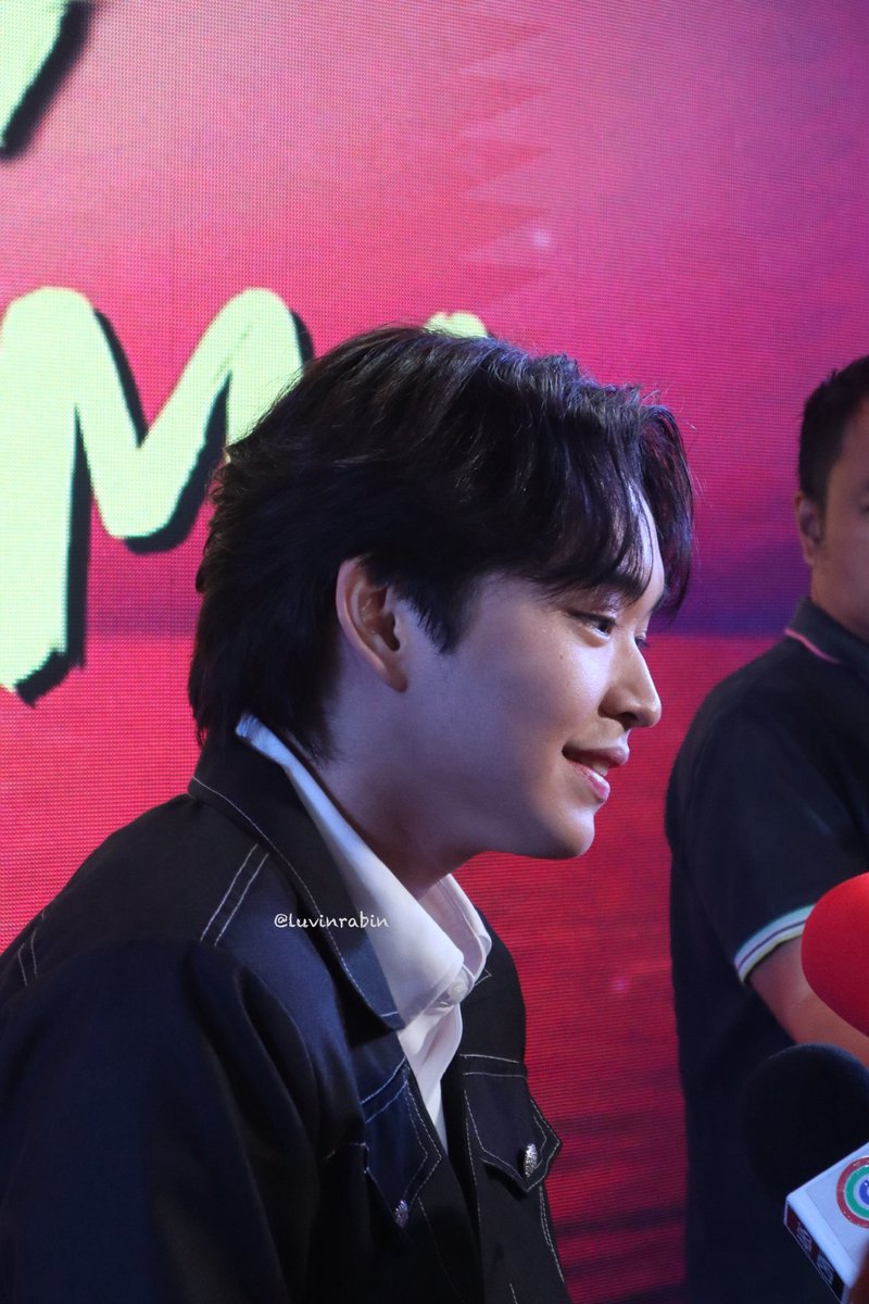 rabinsmain's tweet photo. ✨TL cleanse✨ 
category: perfect side profile 

how can you be this pogi ha, #RabinAngeles !? 😖🤍 https://t.co/iMjl41l7xg