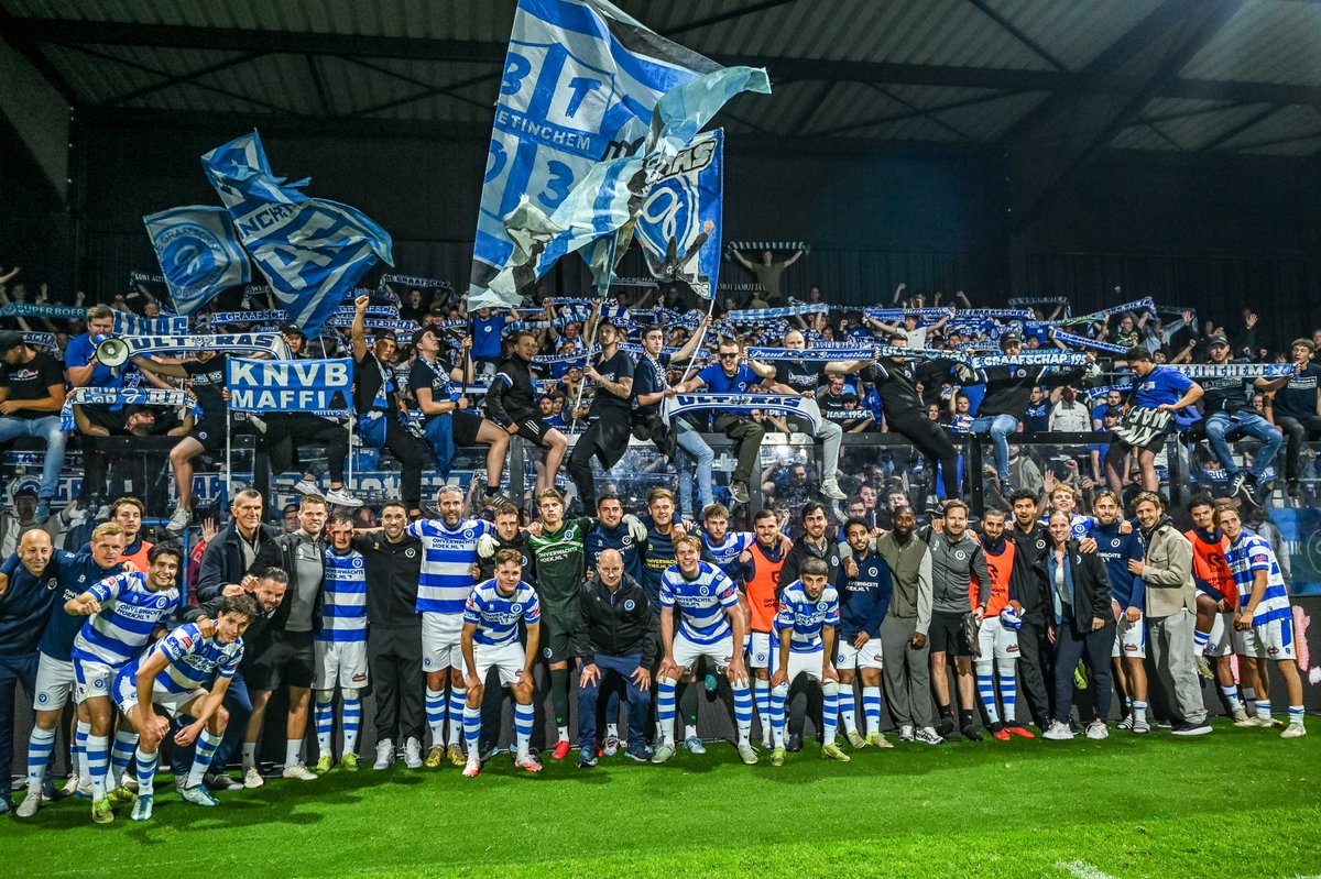 💙🤍

Dít is onze kracht.

Schouder aan schouder.

Samen bij tegenslag.

Samen als we vieren.

Het kan!

#SamenDRAN #VeurAltied #AchterhoekseTrots