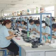 glassbeads_gold's tweet image. Our advanced facility makes high-quality beads for DIY. With diverse colors and shapes, we meet artists', crafters' and hobbyists' needs. Committed to sustainability, our beads are beautiful and eco-friendly. ✨  #BeadArt #JewelryDesign #FactoryQuality #glassbeads_gold #fyp