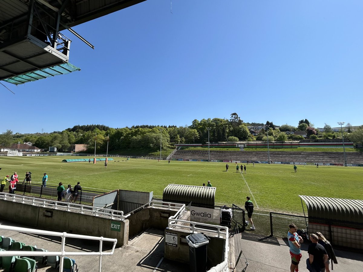 At <a href="/evrfc/">Ebbw Vale Rugby</a> for a big semi final game v <a href="/llandoveryrfc/">Clwb Rygbi Llanymddyfri</a> <a href="/SuperRygbiCymru/">Super Rygbi Cymru</a> 

<a href="/EbbwValeCC/">Ebbw Vale CC</a> cricket ground who back on to the rugby ground have this sign displayed this morning

So much for the local community coming together eh?

anyway kick off 1215pm