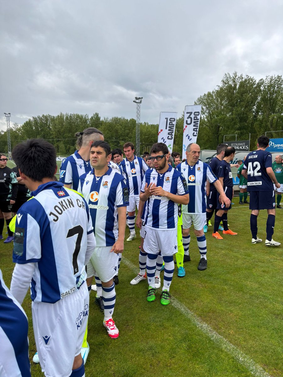 Atzegi (@atzegi) on Twitter photo Este finde, ¡tenemos planazo! 🤍💙⚽️
⚽️ fútbol
💚 valores
🤩 emoción genuina
Nuestros equipos de #laligagenuine ya están en Burgos!!
#atzegi #discapacidadintelectual #SedeBurgos
<a href="/RealSociedadEUS/">Real Sociedad Fútbol</a> Este finde, ¡tenemos planazo! 🤍💙⚽️
⚽️ fútbol
💚 valores
🤩 emoción genuina
Nuestros equipos de #laligagenuine ya están en Burgos!!
#atzegi #discapacidadintelectual #SedeBurgos
<a href="/RealSociedadEUS/">Real Sociedad Fútbol</a>