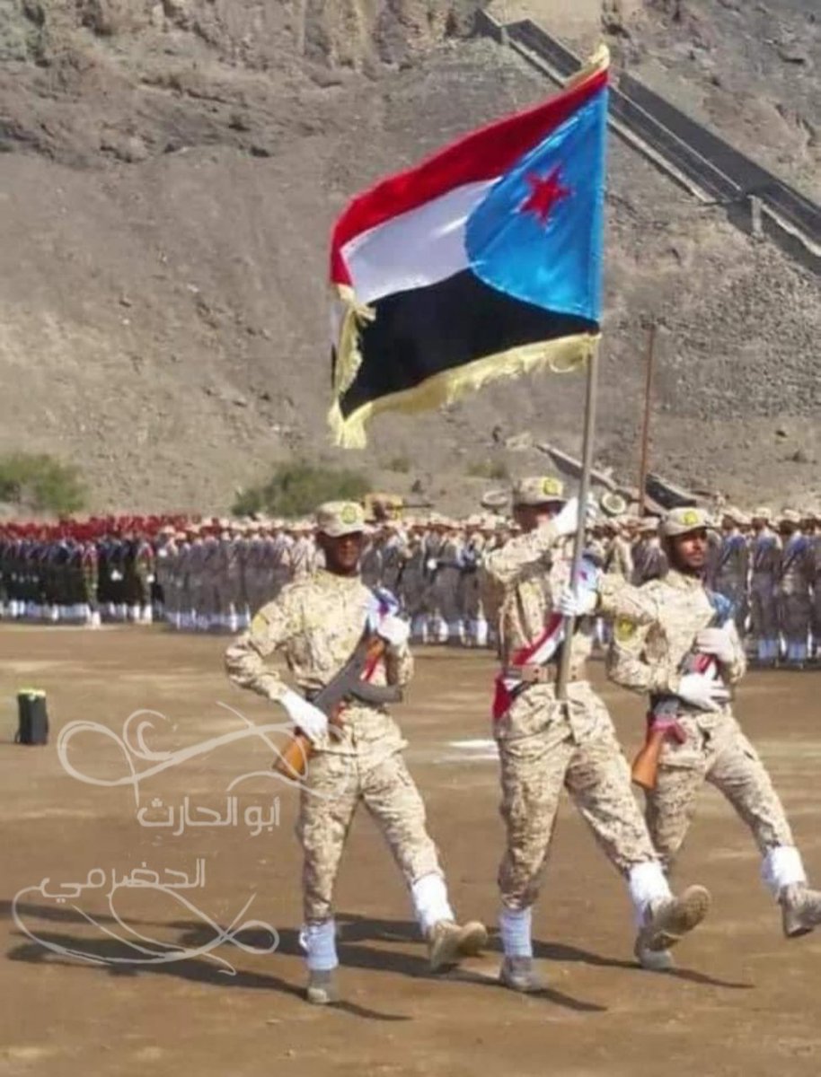 أعداء النجاح كثيرون، وأكثرهم من المتفرجين
و ما أسهل الكلام و ما أصعب العمل
من يعملون على الارض هم من يقود دفتنا
استمروا في صياحكم و بكائكم فلن يغير الكلام شيء من الواقع