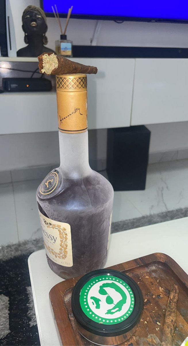 OMowerey7's tweet image. Where u Dey bomb ?