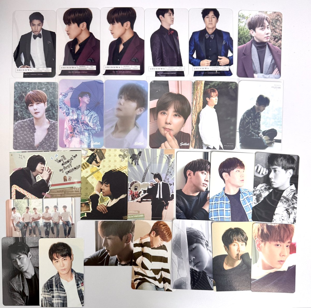 선호하다 2019 데일리 앤디
에릭‘s 문데이 원형 포카
신화 앨범 시그 포카 양도합니다!

여러개 있기도 하고 저보다 아껴주실분이 있을것같아서 올려봐요 :)

선호하다 0.5 에릭문데이 0.5 포카 각 0.1입니당
디엠이나 여기 링크로 연락주세여🧡

open.kakao.com/o/s7sJjL9g