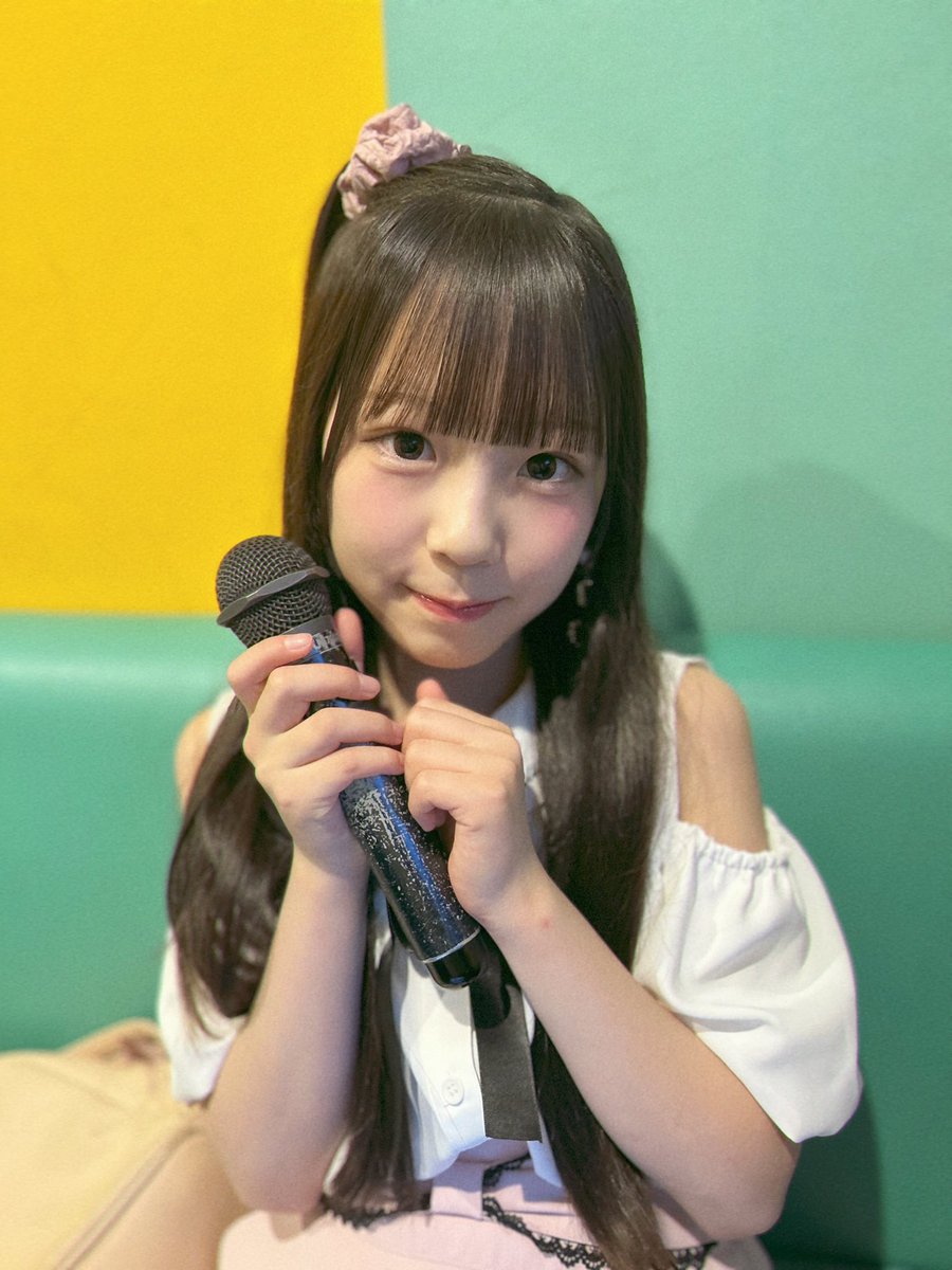 Ogumio02's tweet image. カラオケでお歌の練習して
公園であそんだよ🛝みおりんと遊びたい？
#みおりんの休日　#JSアイドル