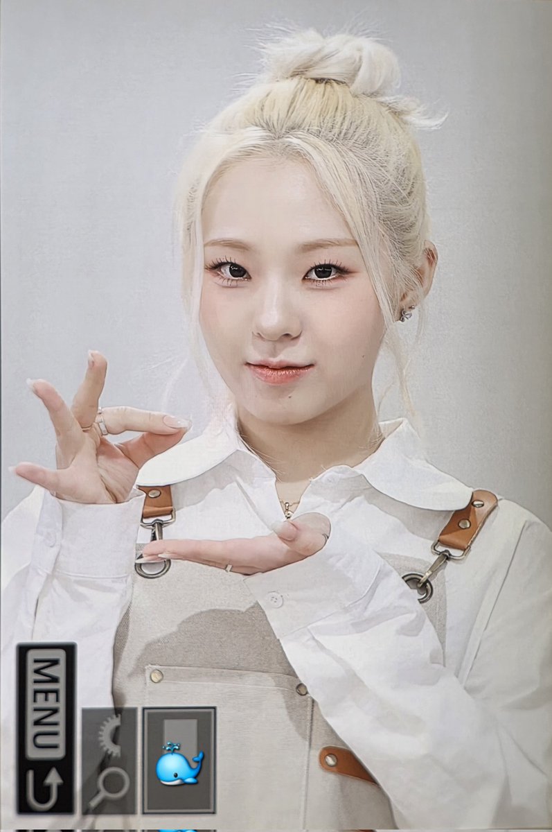 Whale_0331's tweet photo. 250510 2025 SEASONS GREETING 팬싸 프리뷰7

#ICHILLIN #아이칠린 #채린 #CHAERIN https://t.co/btYj8RII2r
