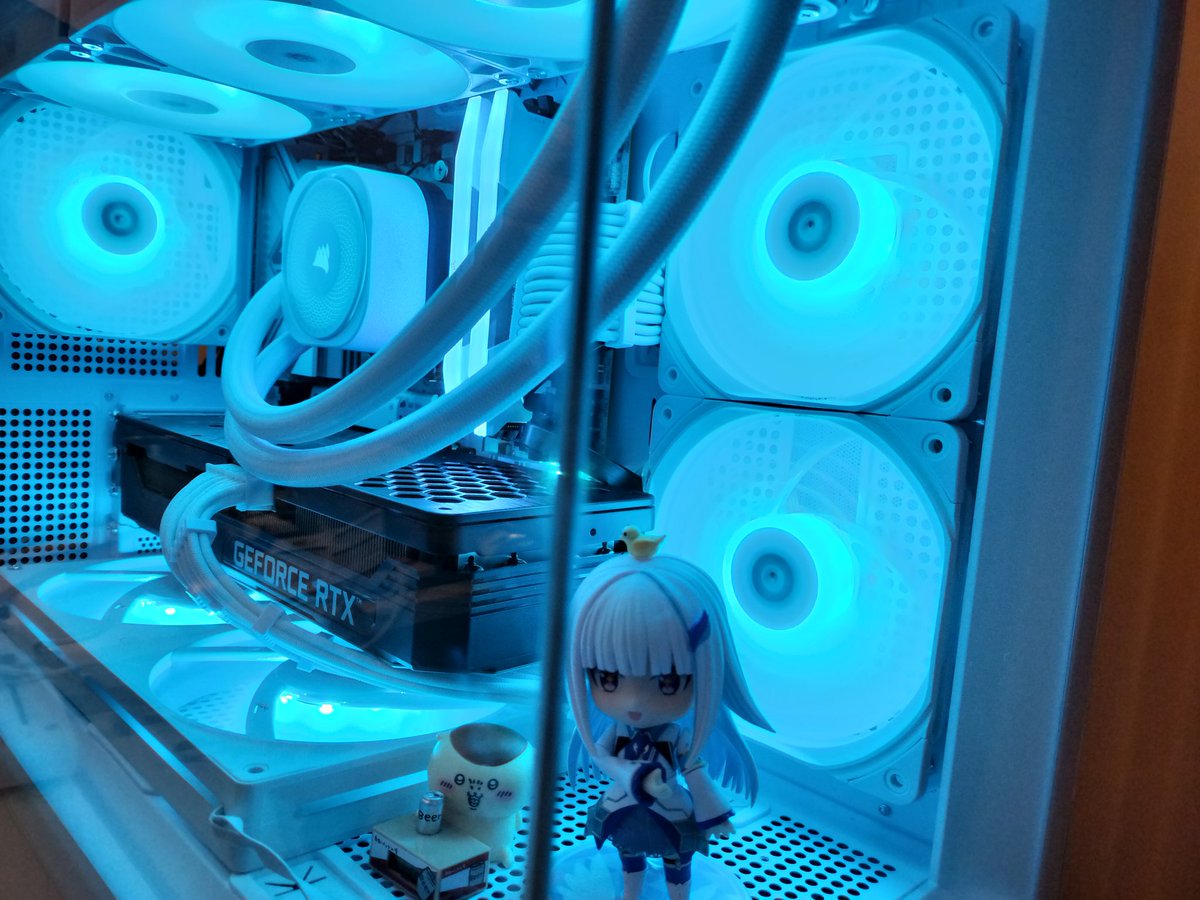 fgentle_min's tweet photo. NEW PC!! https://t.co/FSe8N0gdpp