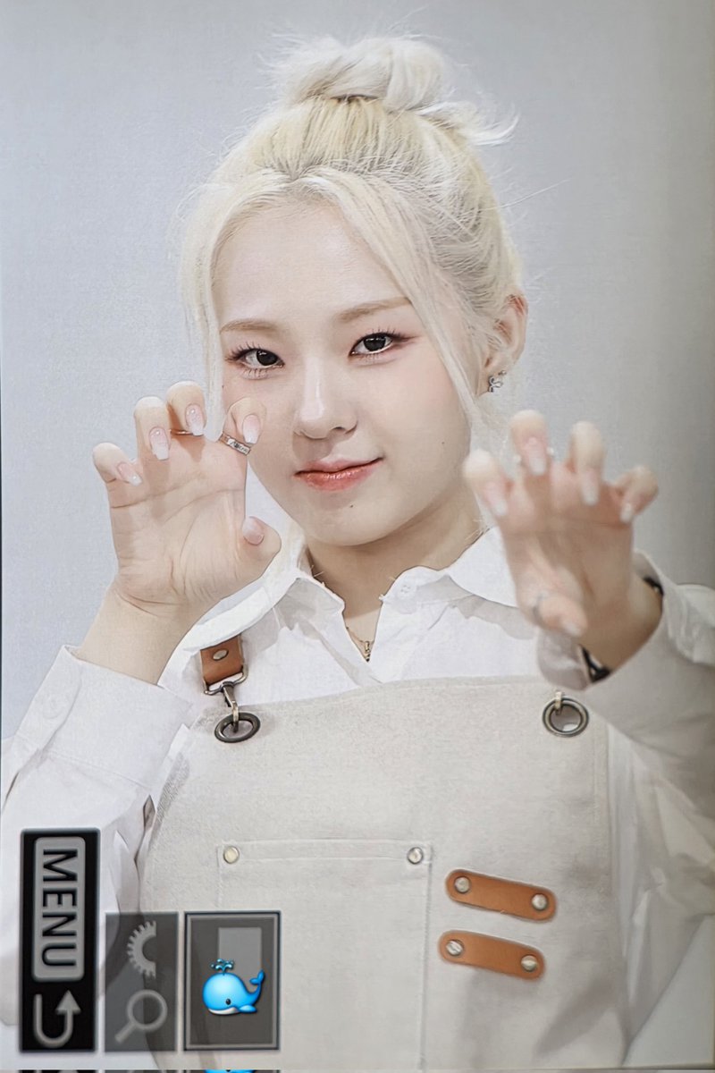 Whale_0331's tweet photo. 250510 2025 SEASONS GREETING 팬싸 프리뷰8

#ICHILLIN #아이칠린 #채린 #CHAERIN https://t.co/z6PYyqYzem