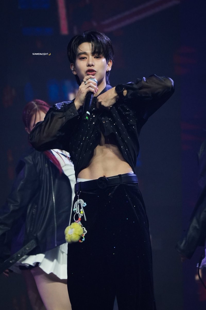 มรณภาพ.. 🥀

FD 1st FANMEET
#FridayPlayGround

✮ #krmjtc ; <a href="/krmjtc/">krmjtc</a> ᨩ ୨ৎ 
#KRITngamtanakijja