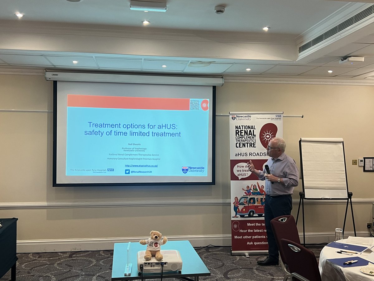 Neil Sheerin discussed the results of the SETsaHUS trial. It is safe to stop Eculizumab in #aHUS
