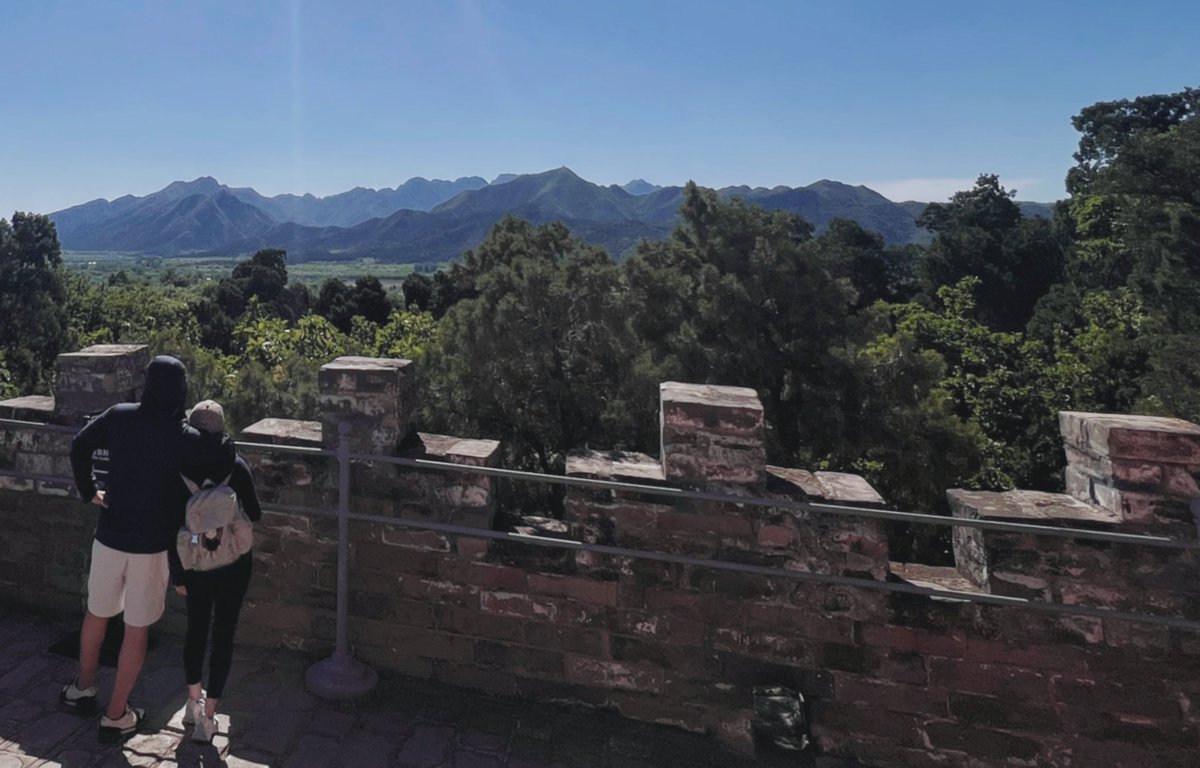 加冕新意 
再一程