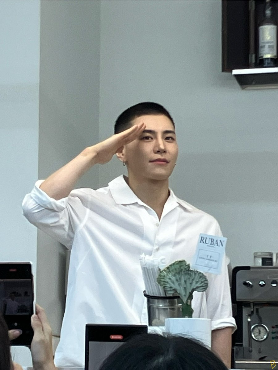 ecilop1015's tweet photo. 🫡 https://t.co/kCUvS04j6l