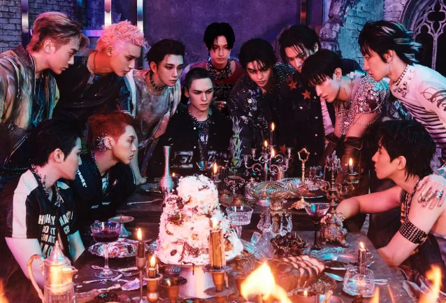 AboutMusicYT's tweet photo. SEVENTEEN will release their album, Happy Burstday, in 2 weeks. https://t.co/lIahn3uSaf
