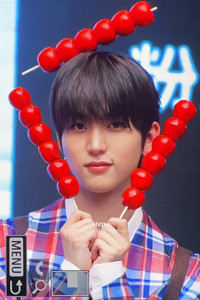 250510 밀리언뮤직   바보ㅋ 오늘 수고 마나따 맛잇능거 먹구 내일두 빠이띵하쟈🩵🤍❤️
#TNX #티엔엑스 #HWI #은휘
#이것도_하나의_스텝이야
