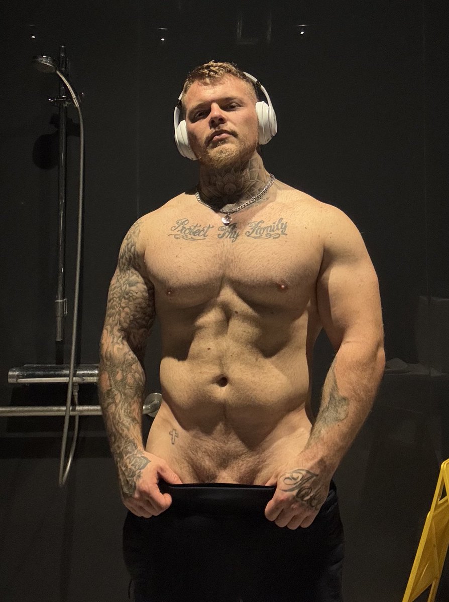 Alphajacked 🦍 tweet media