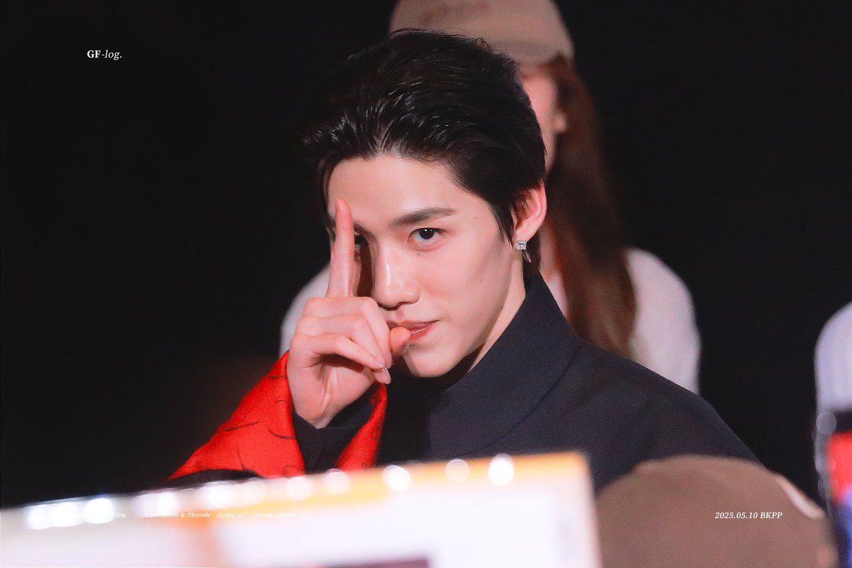 log_xx_'s tweet photo. 250510 THE RED ENVELOPE 🧧 

❤️‍🔥❤️‍🔥❤️‍🔥

#BKPP 
#BKPP_RedEnvelopeTaipei_D4 https://t.co/Lwaac9ewn4