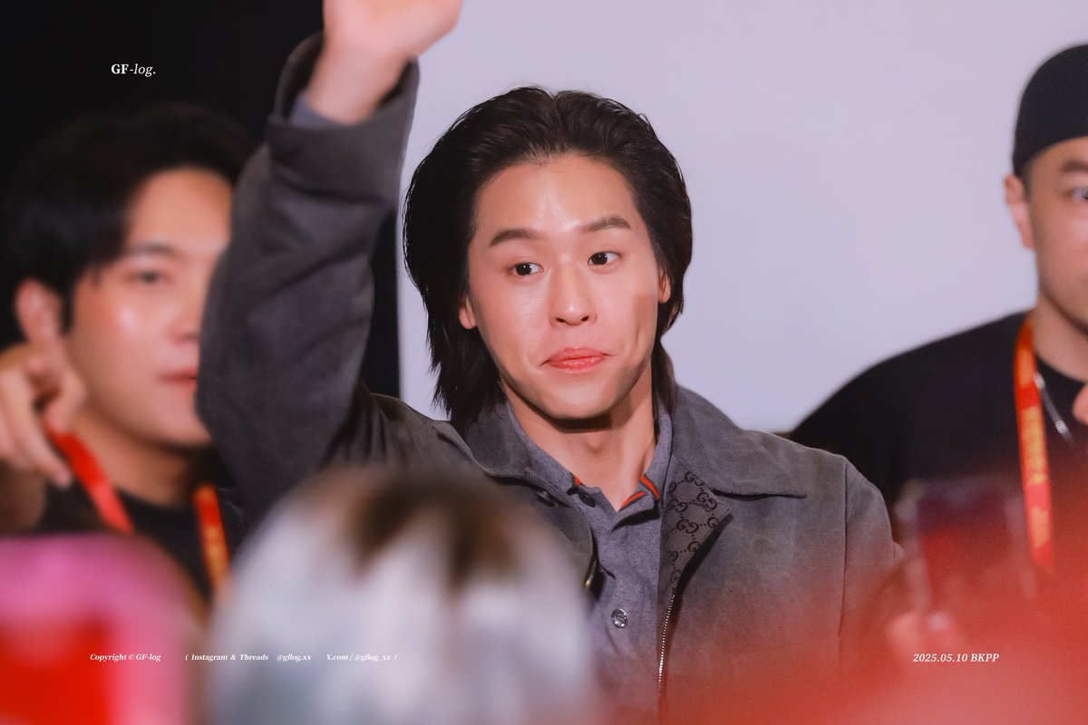 log_xx_'s tweet photo. 250510 THE RED ENVELOPE 🧧 

❤️‍🔥❤️‍🔥❤️‍🔥

#BKPP 
#BKPP_RedEnvelopeTaipei_D4 https://t.co/Lwaac9ewn4