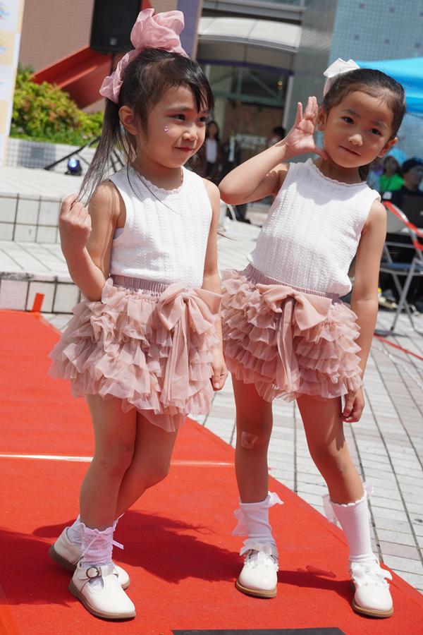 2F8onzwoizAM6Xl's tweet image. 2025  0503                    
HIROSHIMA  IDOL  PARADE  vol.10                 
 広島県広島市　アリスガーデン

#CHURROS(チュロス) 
#あいあい(JS1)  
#あんちゃん(JS1)