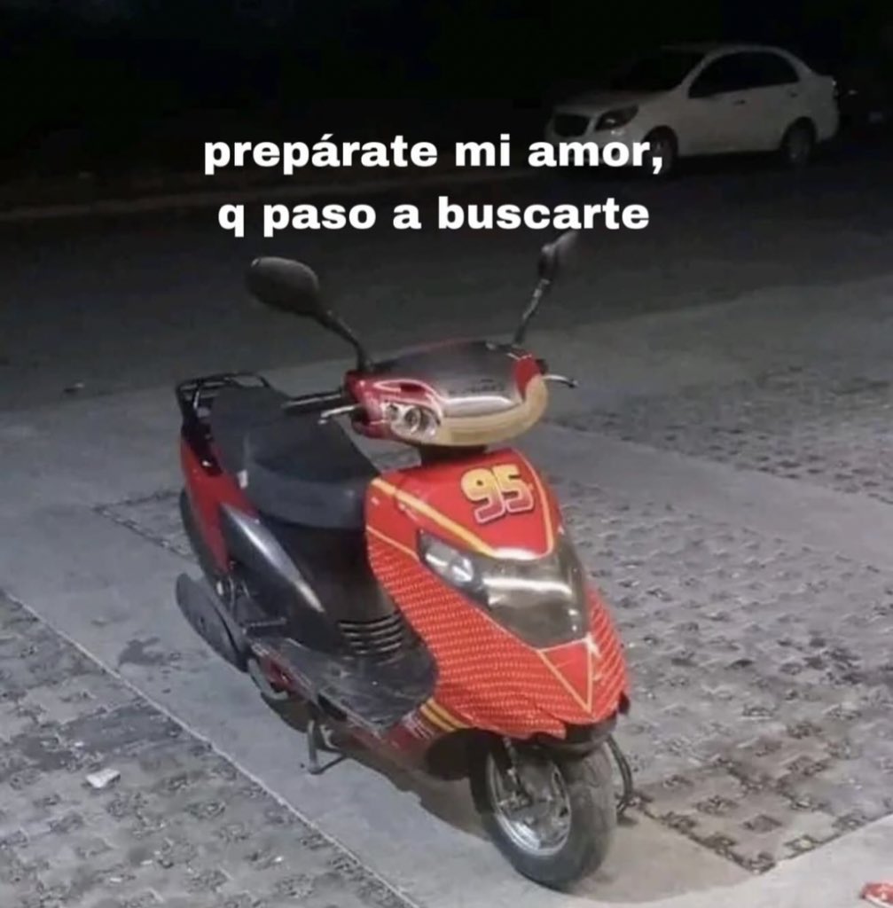 piña sin pizza tweet media