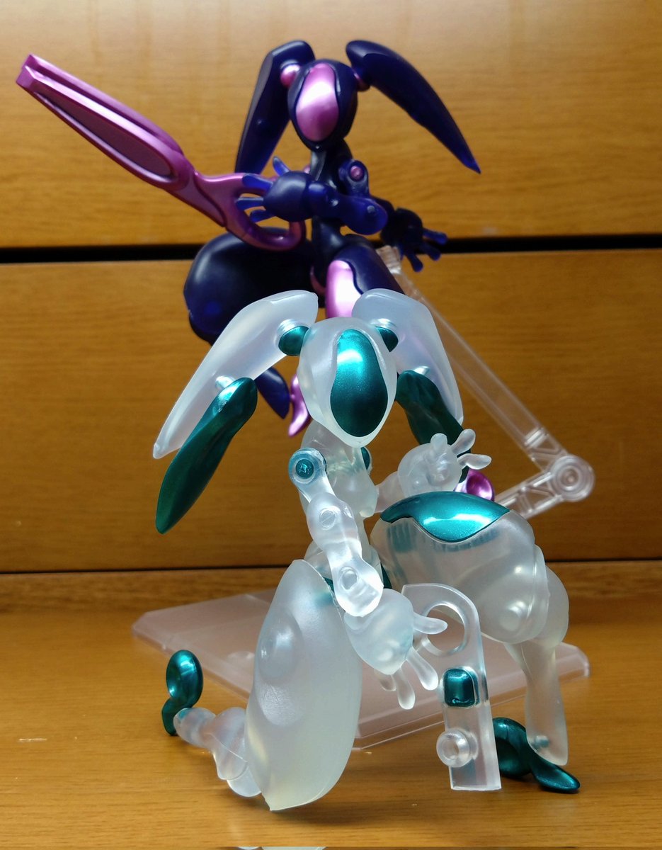 yumekazex's tweet photo. #RabbitVoid #ラビットヴォイド #スタジオソータ
仕事帰りにラビットヴォイドのカラバリ版を
遂に見つけたので回してきた!(≧▽≦)
本当に綺麗なカラーリングで素晴らしいね! https://t.co/b6HTXbDbKE
