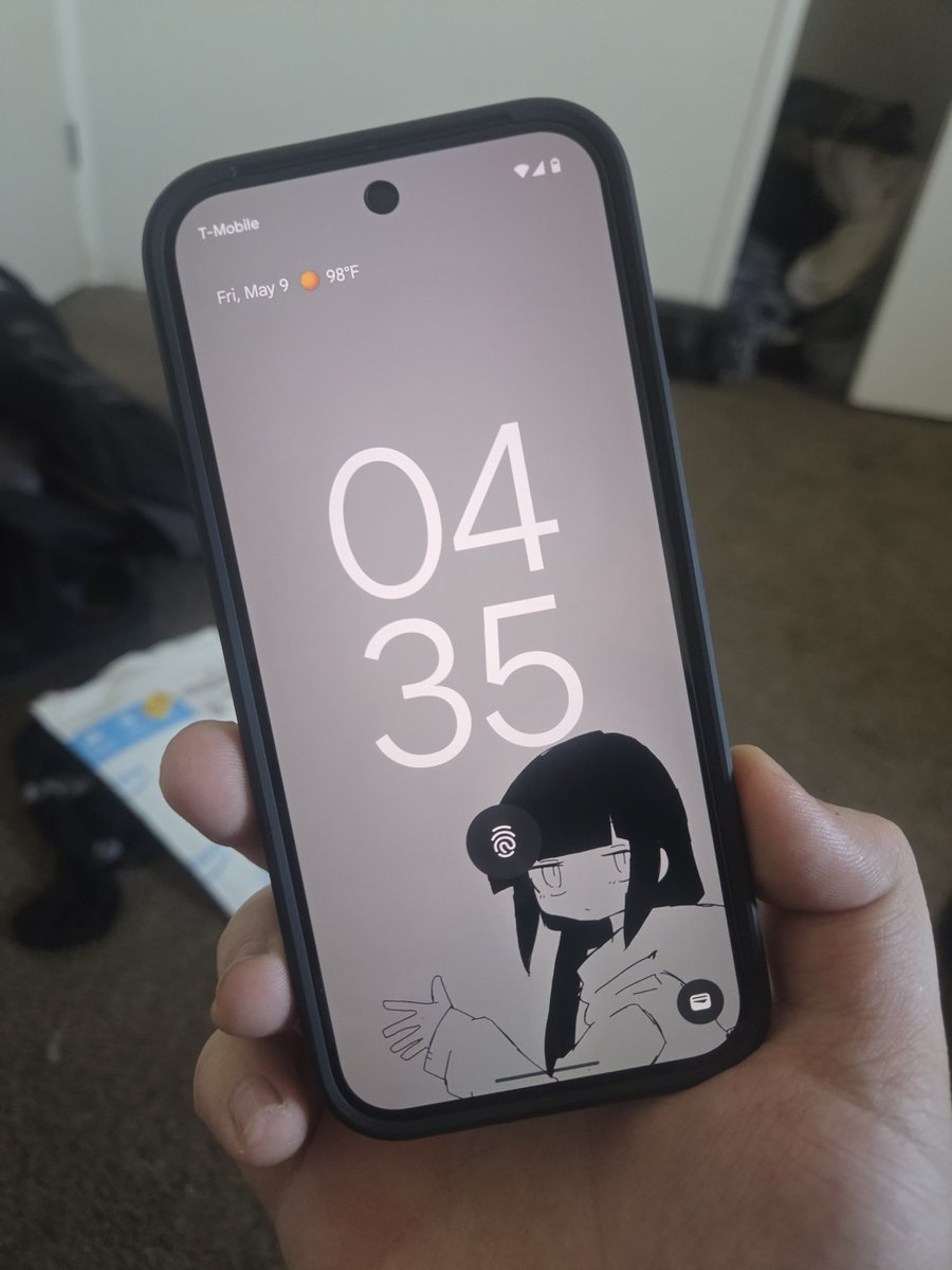 JustinNessmith's tweet photo. Got this bad boy today. Also dailying a Galaxy S25+. https://t.co/fl8BlBtU2b