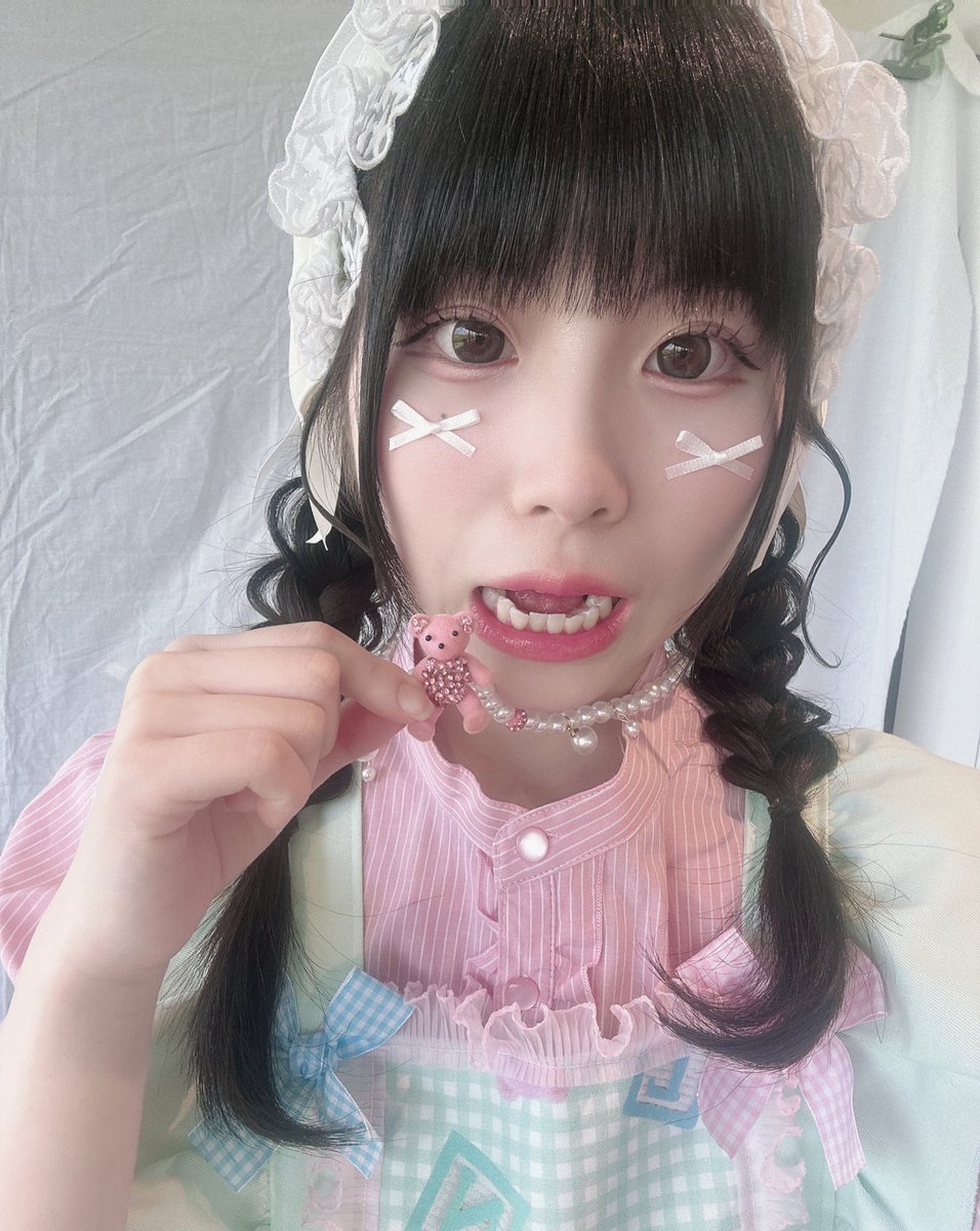 tenran_koyun's tweet photo. がぶっ🐻‍❄️🩷 https://t.co/F4lNgUPEap