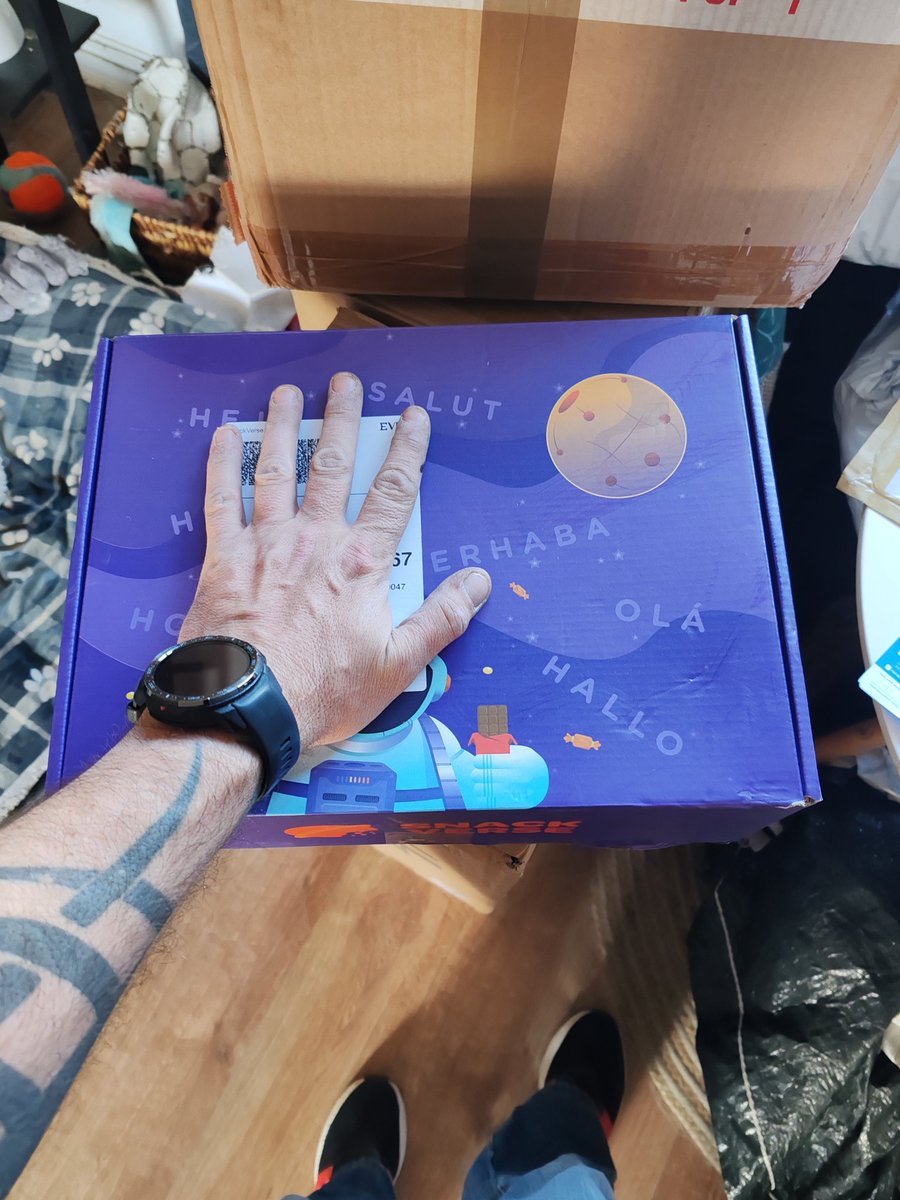 CallingMrJones tweet media