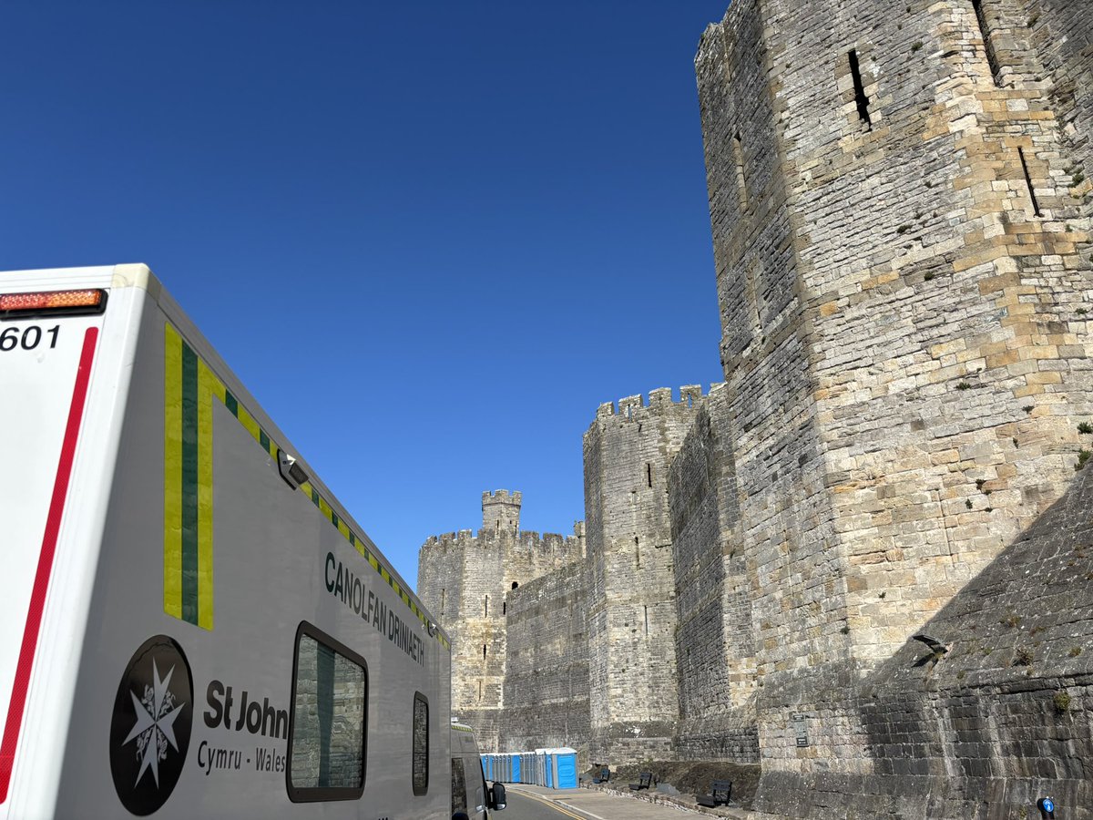 Aled Davies (@aledjdavies) on Twitter photo An early start this morning as I jumped in the car to venture up North to support <a href="/SJACNorthWales/">St John Ambulance Cymru - North Wales</a> with the medical provision at Caernarfon Food Festival. Very warm weather here today, staying hydrated will be key for all in attendance ☀️ An early start this morning as I jumped in the car to venture up North to support <a href="/SJACNorthWales/">St John Ambulance Cymru - North Wales</a> with the medical provision at Caernarfon Food Festival. Very warm weather here today, staying hydrated will be key for all in attendance ☀️