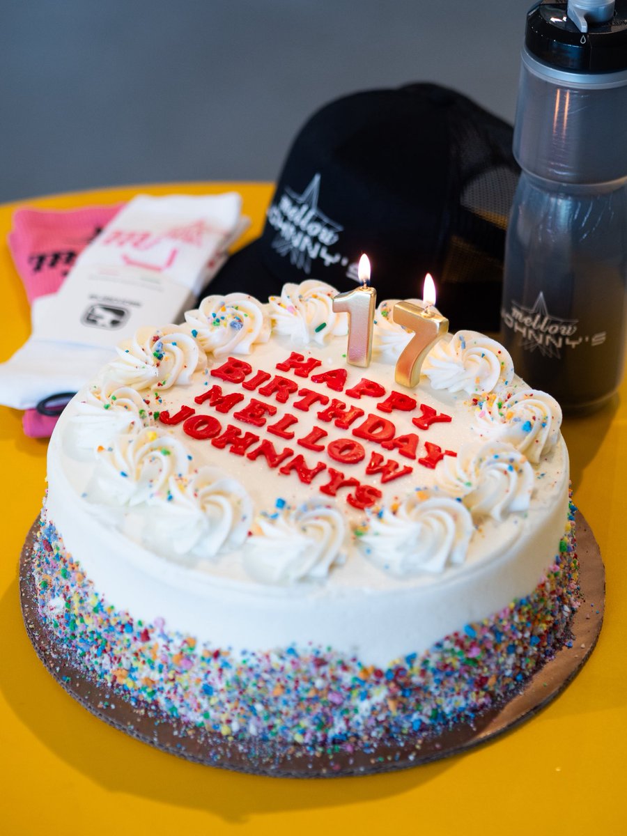 It's our birthday! 🎂🎉 Save 17% on all regularly priced MJ's gear at the shop and online using code mellowjohnnys17 at checkout. Here's to 17 years of being your bike shop! 

shop.mellowjohnnys.com/collections/th…