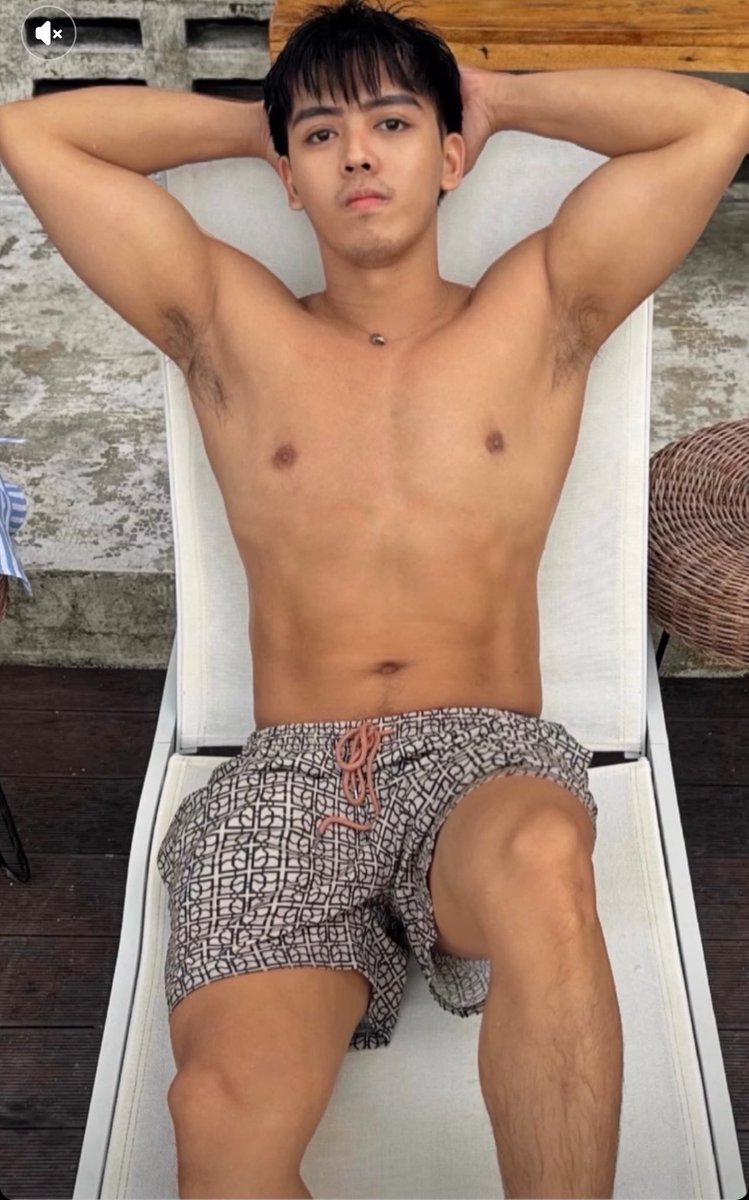 armpitgalore's tweet photo. Lick and sniff those pits!
(Picture CTTO)
#armpit #axilla #underarm #sovaco #kilikili #pits #malearmpit #fetish #hairyarmpits #maschalagnia #pheromones #sweatypits https://t.co/1Jf9d3rFTy