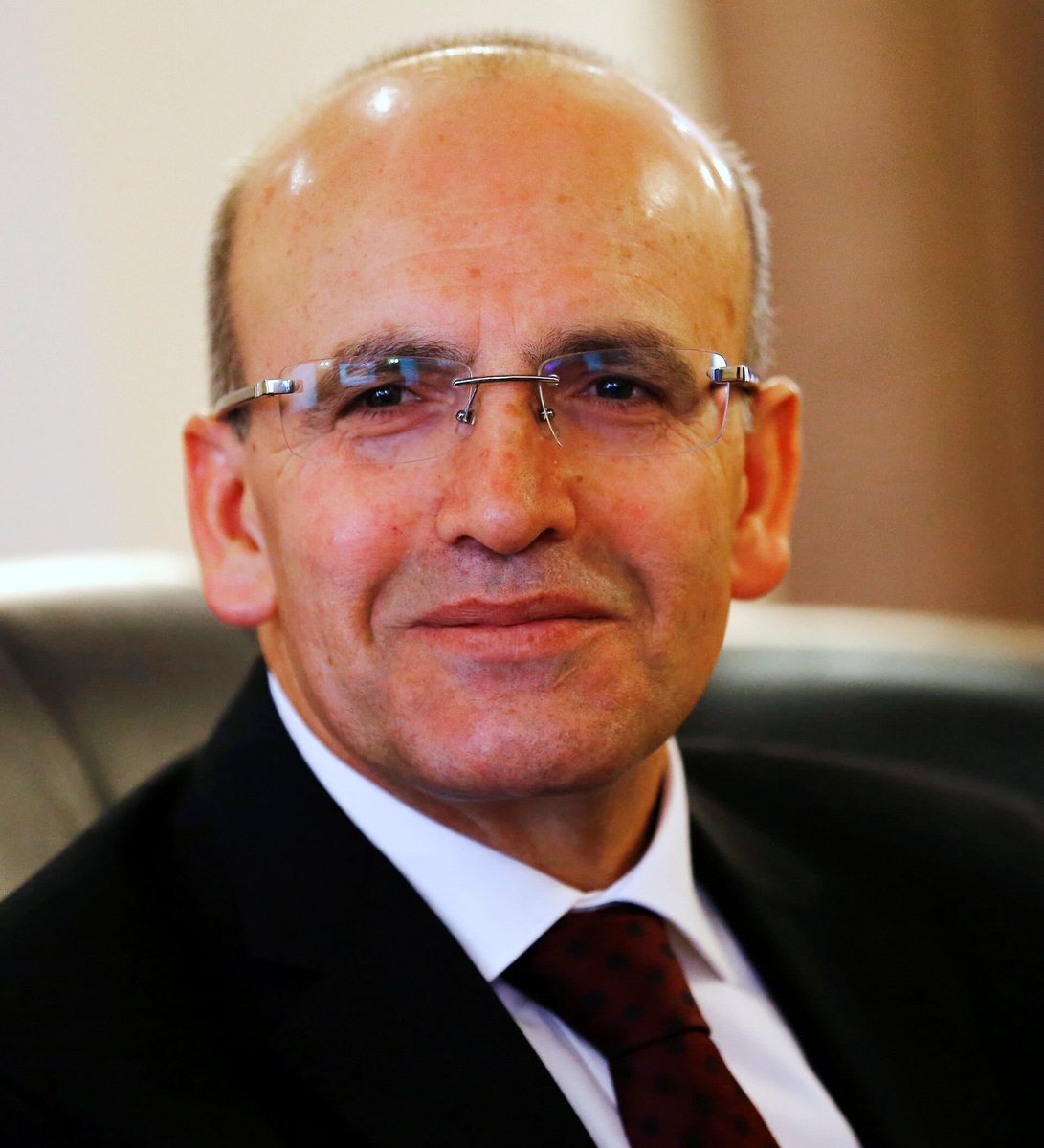 Mehmet Şimşek: “Sanayimizi teknoloji ve çevre odaklı dönüştürerek rekabet gücümüzü iyileştireceğiz.”