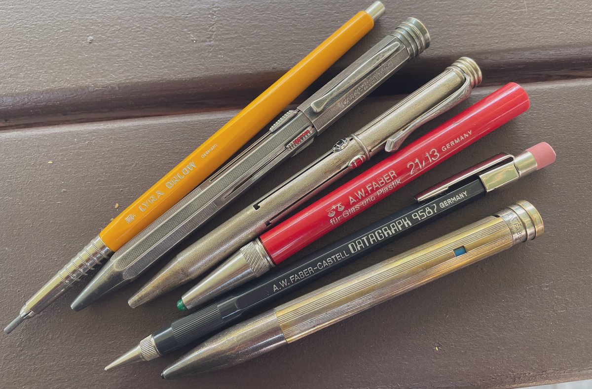 可愛いビンテージ品などを購入。